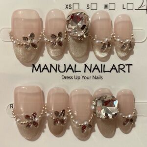 [XS] 10Pcs Handmade Wearable Press on Nails Full Cover French Short Silver Jewel
